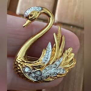 Vintage Bright Gold Tone Textured Swan Brooch w/ Rhinestone Silver Tone Accents